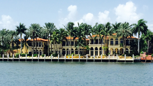 See Wayne Huizenga home on the New River during the Riverfront Cruise in Fort Lauderdale. 