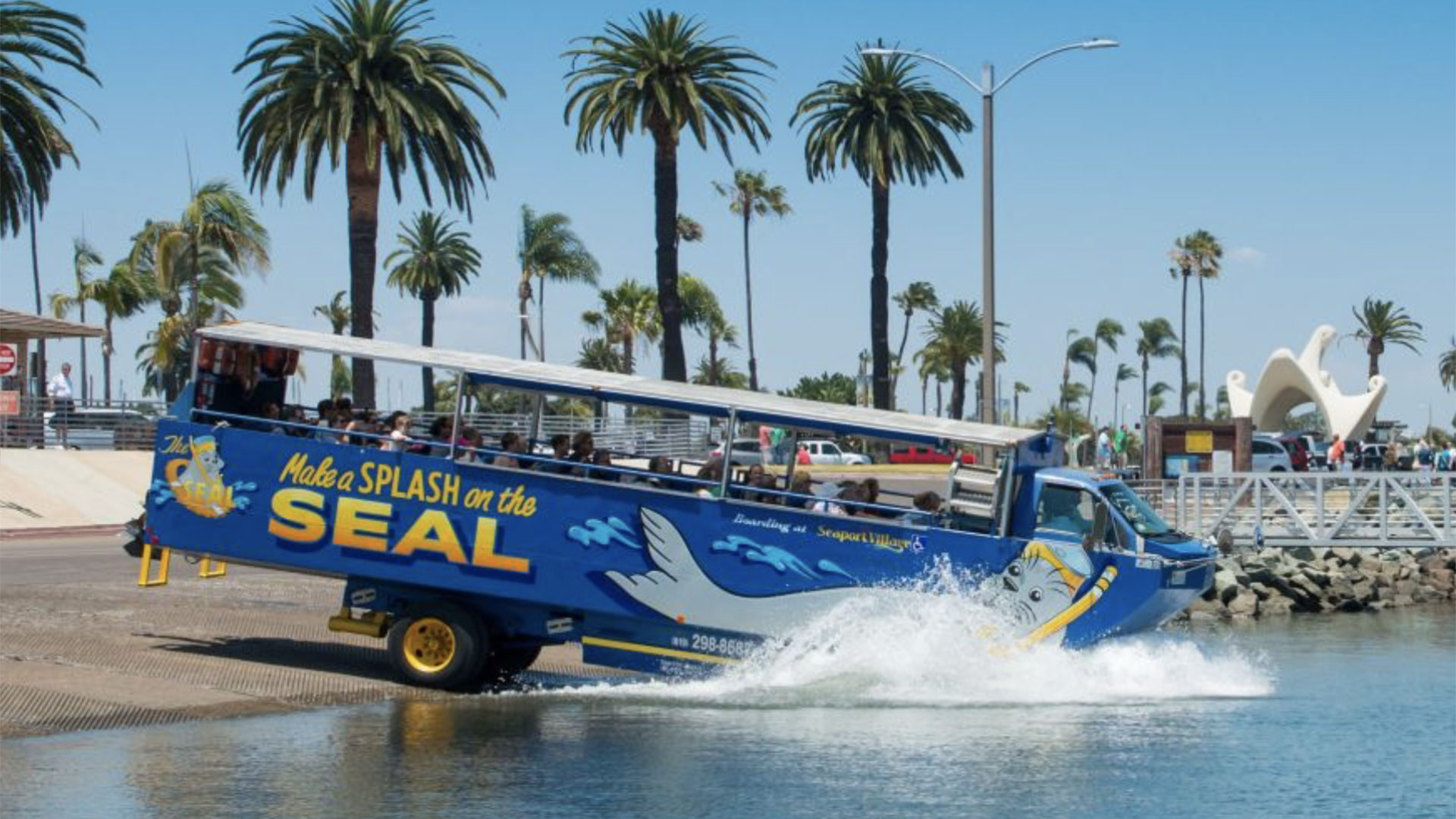 SEAL City Tour by Amphibious Bus 01