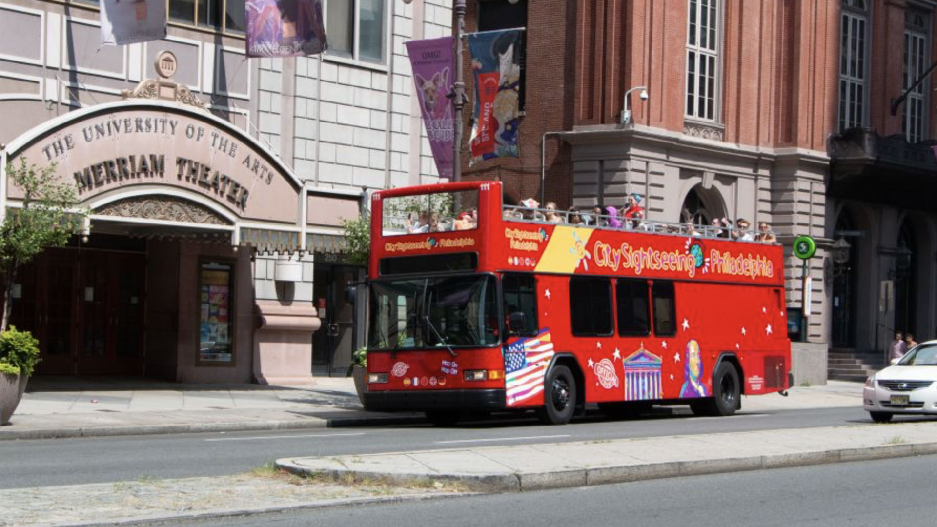 Hop-on Hop-off Sightseeing Bus Tour Philadelphia 03