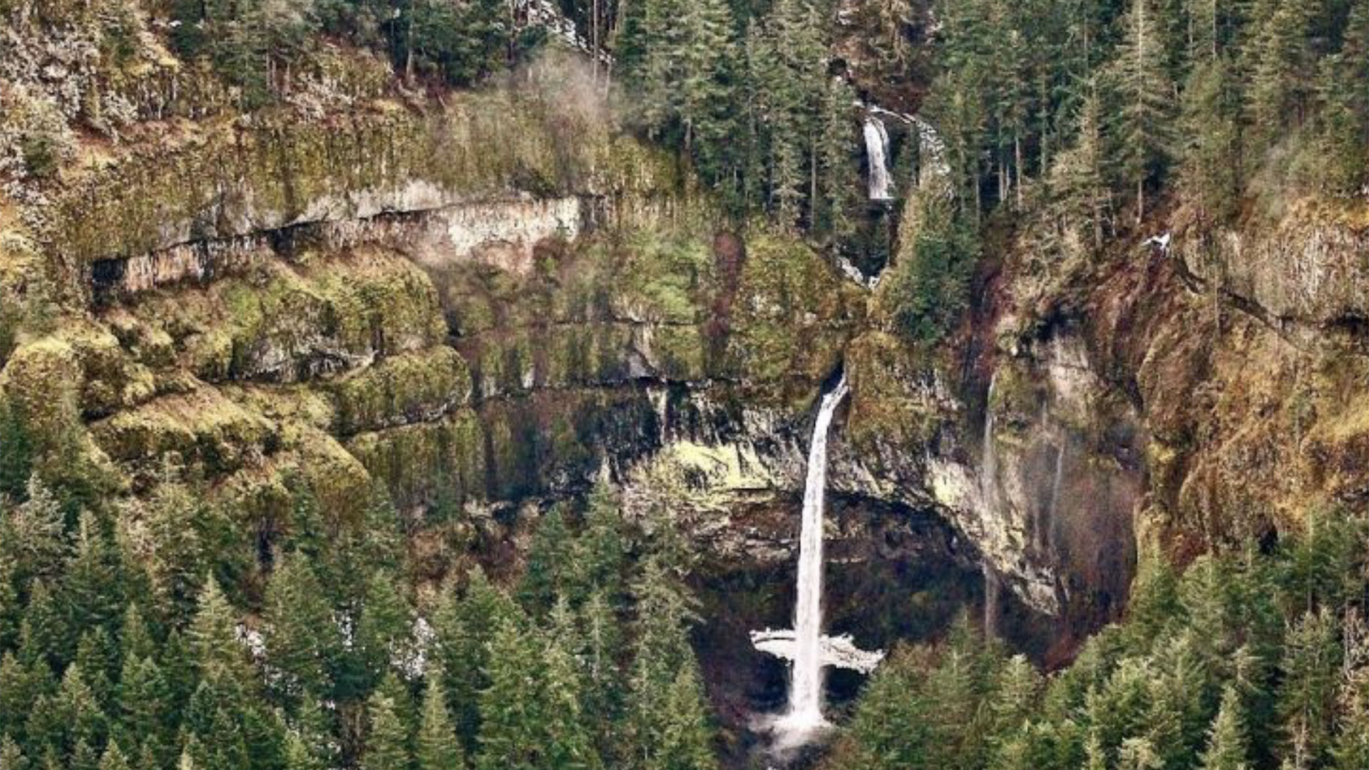 Multnomah Falls Scenic Air Tour 01