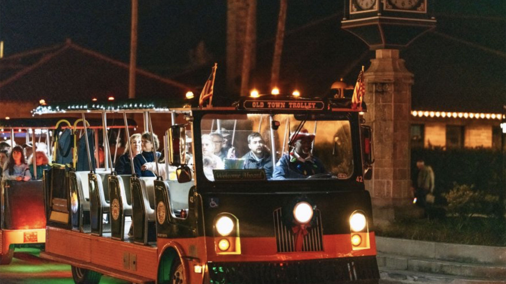 Nights of Lights Trolley Tour in St. Augustine