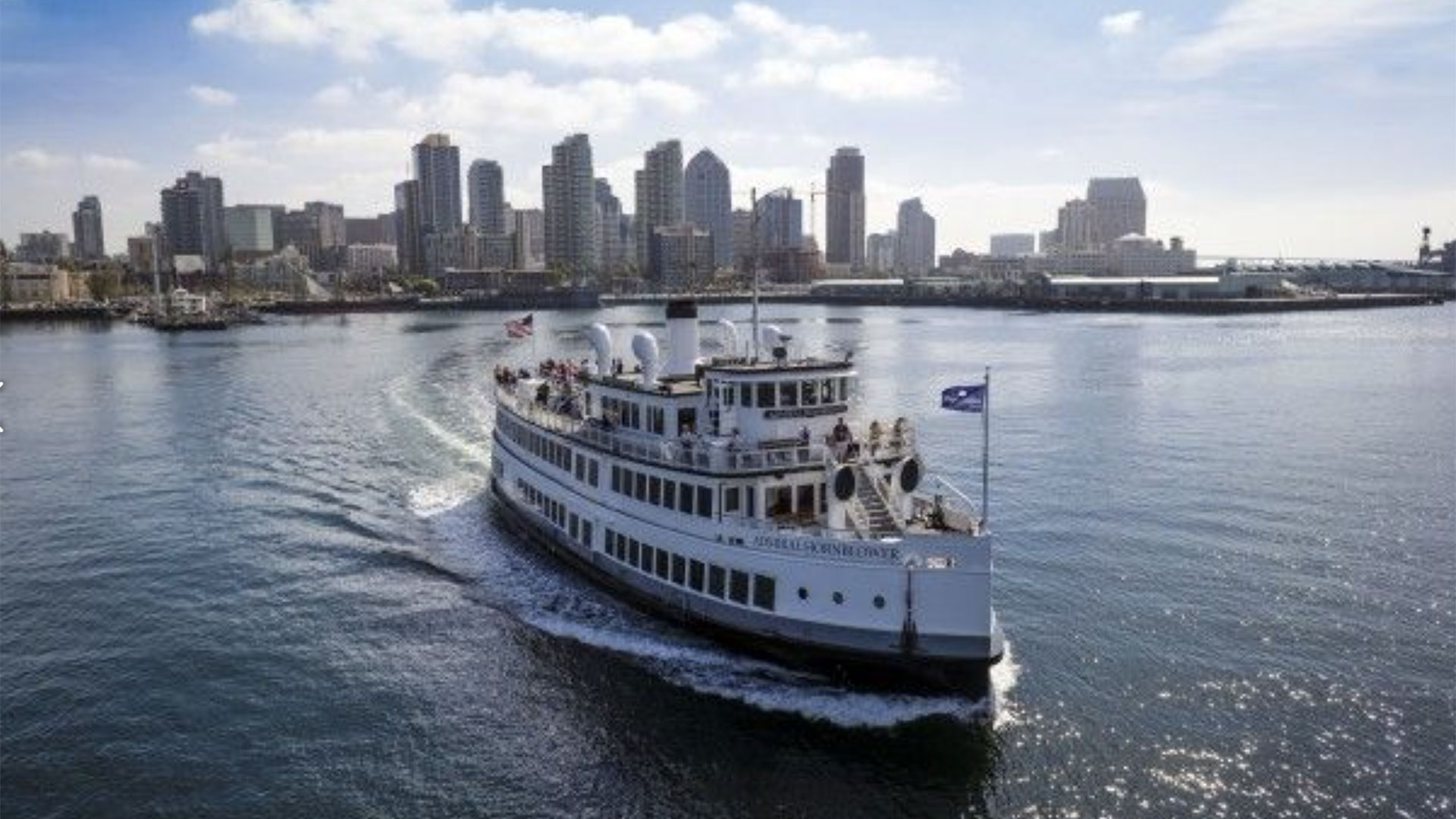 Harbor Sightseeing Cruise in San Diego 01