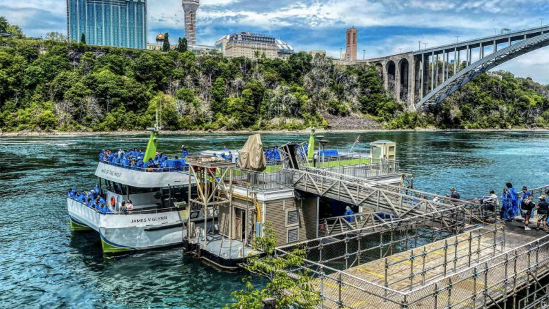 Maid of Mist and Cave of Winds Combo Tour Niagara Falls USA 01