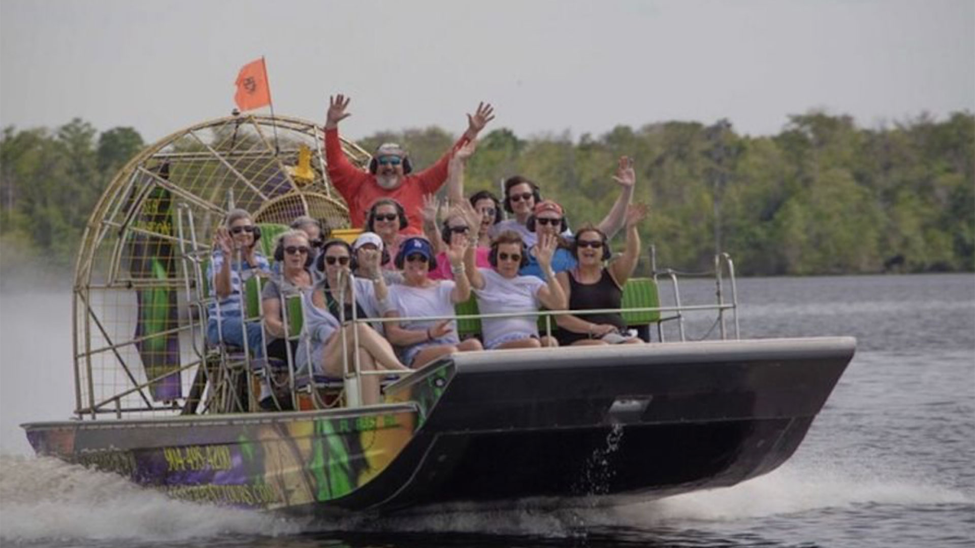 St. Johns River Airboat Safari with a Guide 01