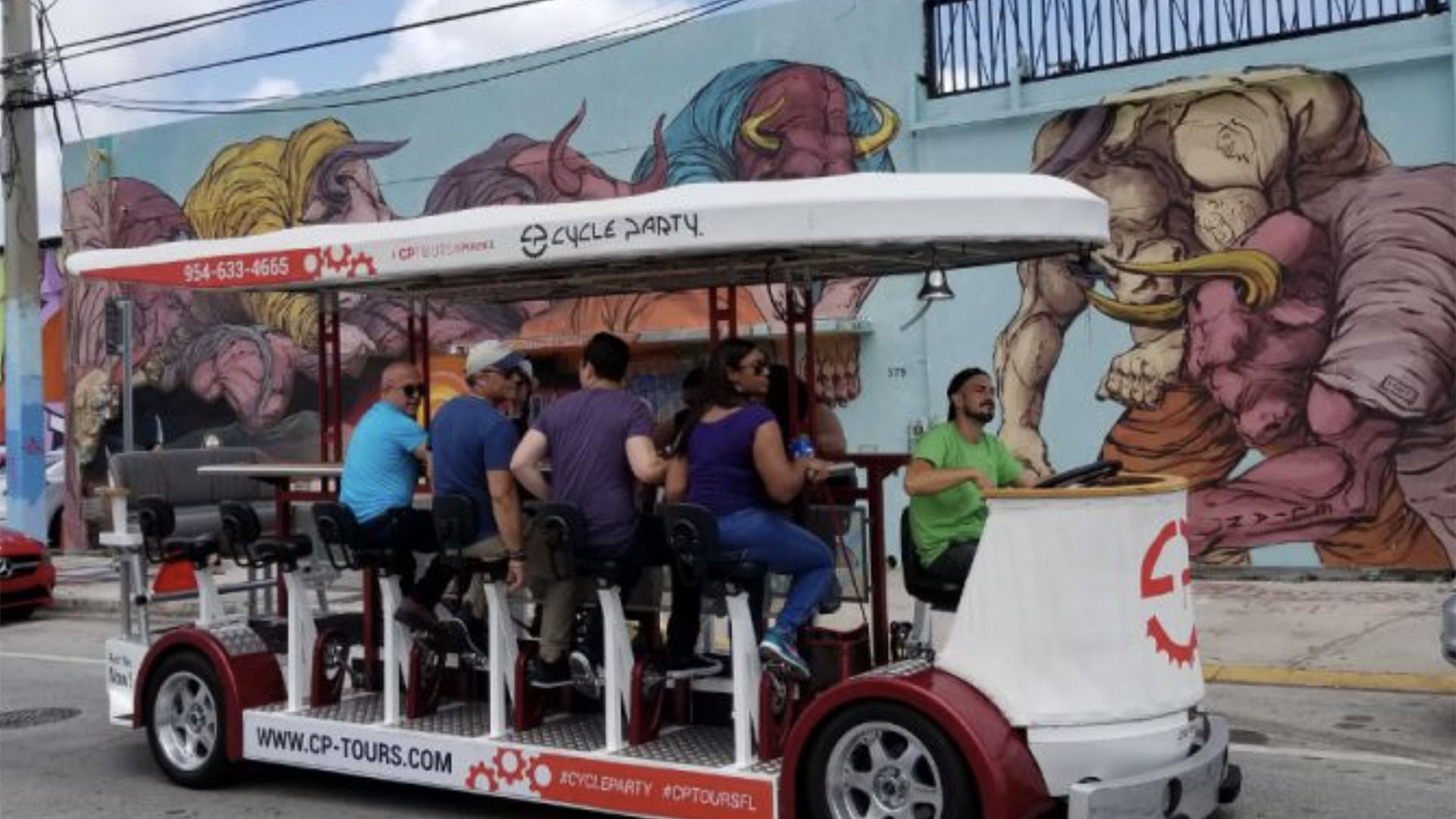 Wynwood Party Bike Happy Hour 02