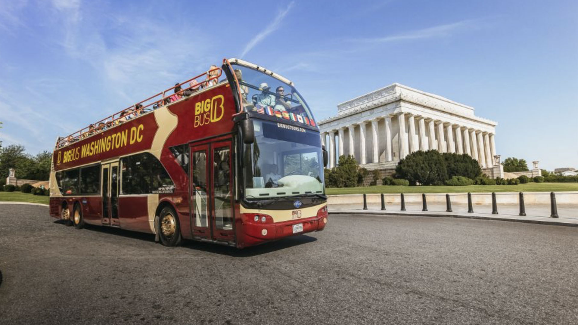 Hop-On Hop-Off Sightseeing Bus Tour Washington DC 04