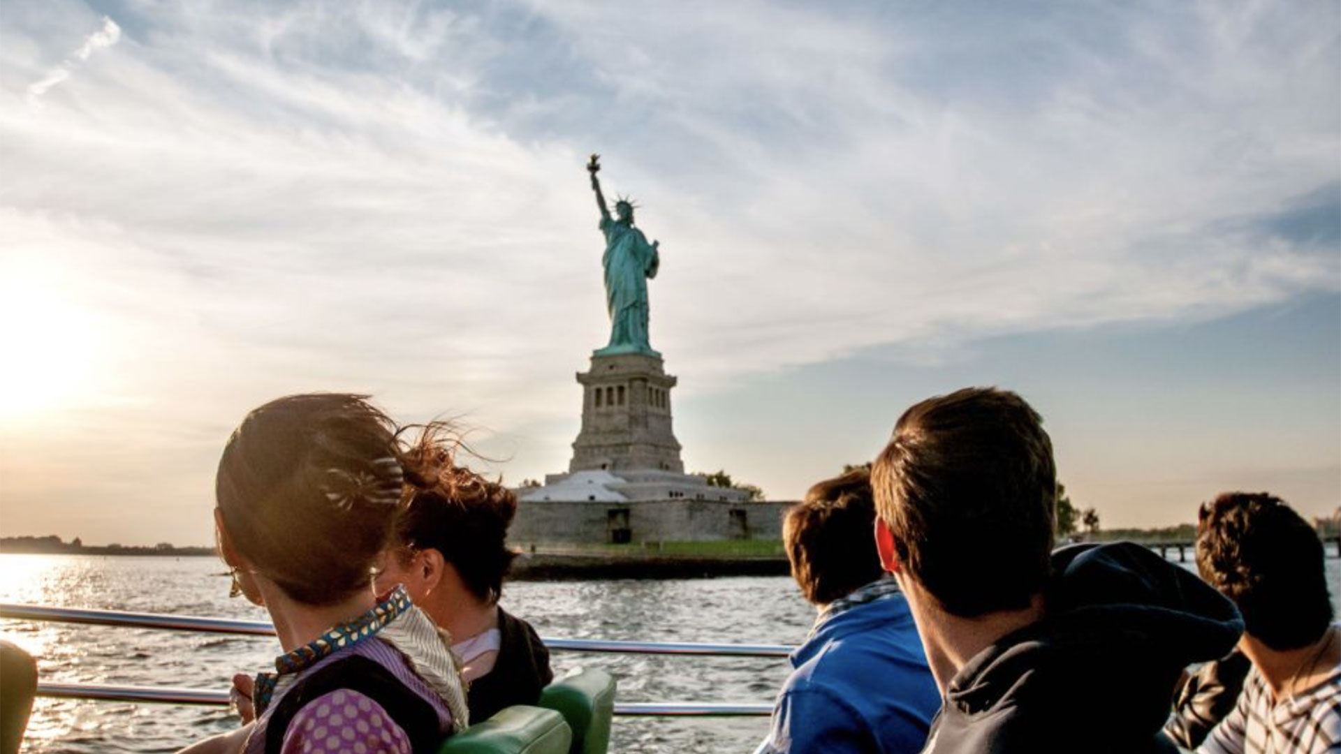 Speedboat Cruise NYC 03